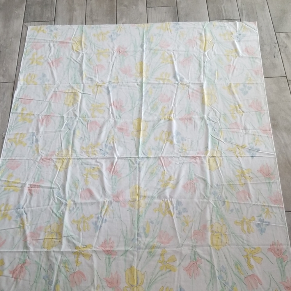 Vintage Vera Neumann Floral Rectangle Tablecloth